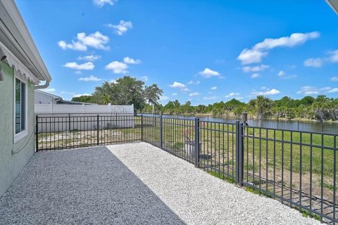 Villa ou maison à vendre à Port Charlotte, Floride: 2 chambres, 93.27 m2 № 2119866 - photo 14
