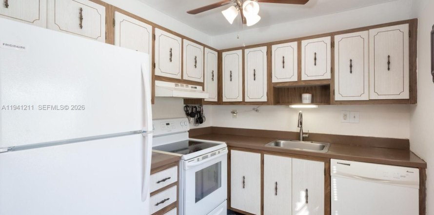 Condo à Delray Beach, Floride, 2 chambres  № 1999671