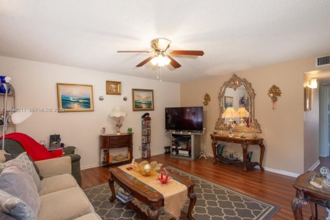 Copropriété à vendre à Delray Beach, Floride: 2 chambres, 84.54 m2 № 1999671 - photo 13