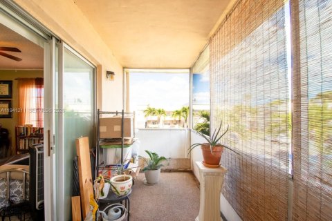 Copropriété à vendre à Delray Beach, Floride: 2 chambres, 84.54 m2 № 1999671 - photo 16