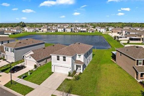 House in Wimauma, Florida 4 bedrooms, 216.28 sq.m. № 2277659 - photo 6