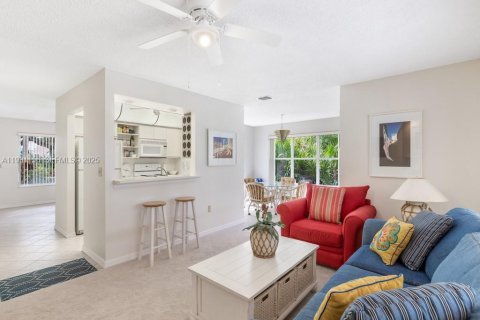 Copropriété à vendre à Vero Beach, Floride: 3 chambres, 198.44 m2 № 1989611 - photo 9