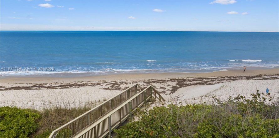 Condo à Vero Beach, Floride, 3 chambres  № 1989611