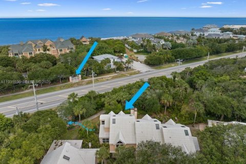 Copropriété à vendre à Vero Beach, Floride: 3 chambres, 198.44 m2 № 1989611 - photo 2