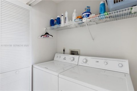 Copropriété à vendre à Vero Beach, Floride: 3 chambres, 198.44 m2 № 1989611 - photo 16