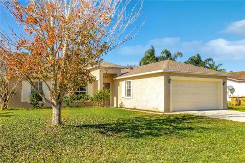 Casa en alquiler en Kissimmee, Florida, 3 dormitorios, 124.12 m2 № 1841737 - foto 4