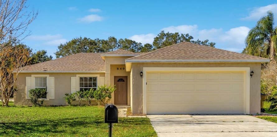 Casa en Kissimmee, Florida 3 dormitorios, 124.12 m2 № 1841737