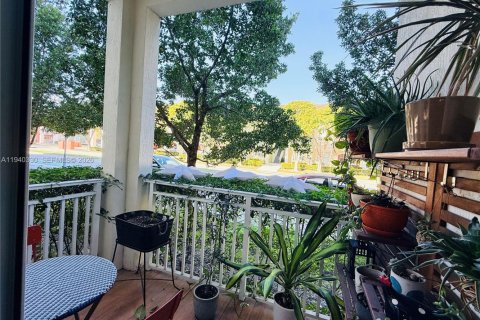 Appartement à louer à Doral, Floride: 2 chambres, 112.04 m2 № 1998159 - photo 8