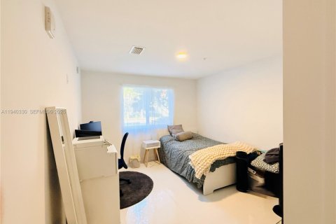 Appartement à louer à Doral, Floride: 2 chambres, 112.04 m2 № 1998159 - photo 17