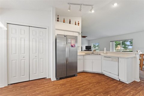 Купить виллу или дом в Дэвенпорт, Флорида 7 комнат, 138.89м2, № 1846827 - фото 12