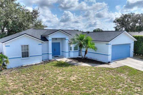 Купить виллу или дом в Дэвенпорт, Флорида 7 комнат, 138.89м2, № 1846827 - фото 1