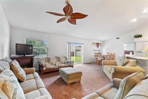 Купить виллу или дом в Дэвенпорт, Флорида 7 комнат, 138.89м2, № 1846827 - фото 4