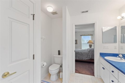 Купить виллу или дом в Дэвенпорт, Флорида 7 комнат, 138.89м2, № 1846827 - фото 16