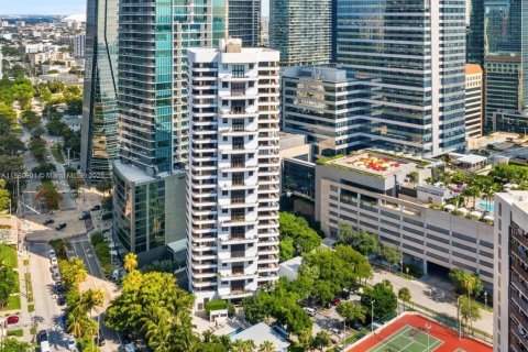 Condominio en venta en Miami, Florida, 4 dormitorios, 151.8 m2 № 1983260 - foto 2