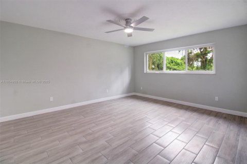 Immobilier commercial à vendre à Miami, Floride № 1874146 - photo 26