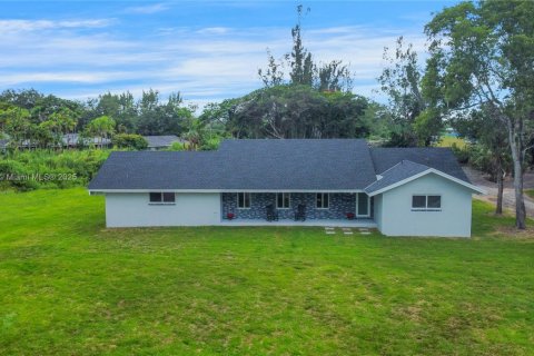 Immobilier commercial à vendre à Miami, Floride № 1874146 - photo 8