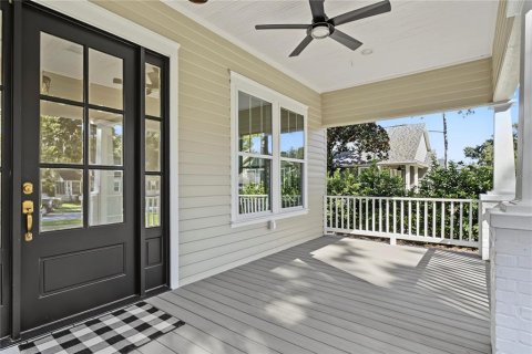 House in Winter Garden, Florida 3 bedrooms, 181.16 sq.m. № 2391232 - photo 3
