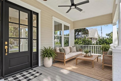 House in Winter Garden, Florida 3 bedrooms, 181.16 sq.m. № 2391232 - photo 4