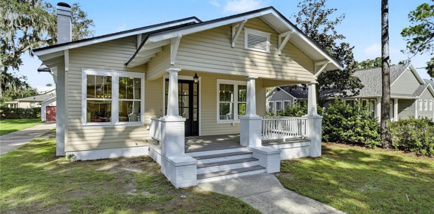 House in Winter Garden, Florida 3 bedrooms, 181.16 sq.m. № 2391232