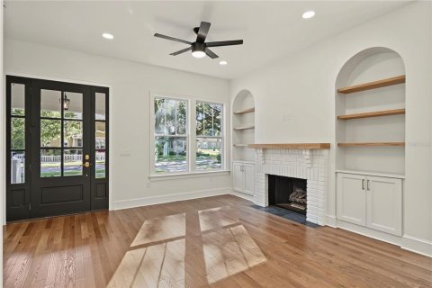House in Winter Garden, Florida 3 bedrooms, 181.16 sq.m. № 2391232 - photo 10
