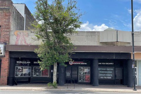 Immobilier commercial à louer à Gainesville, Floride: 1550.07 m2 № 1794966 - photo 1