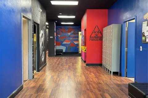 Immobilier commercial à louer à Gainesville, Floride: 1550.07 m2 № 1794966 - photo 6
