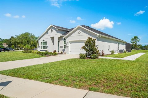 Villa ou maison à vendre à Dade City, Floride: 4 chambres, 238.29 m2 № 2152046 - photo 9