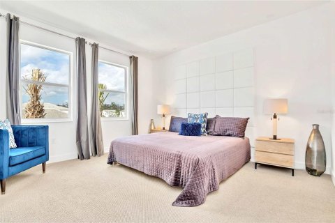 Casa en venta en Kissimmee, Florida, 10 dormitorios, 395.76 m2 № 1512543 - foto 29