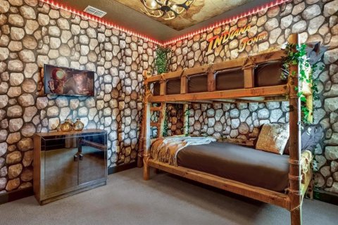 Casa en venta en Kissimmee, Florida, 10 dormitorios, 395.76 m2 № 1512543 - foto 15