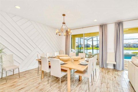 Casa en venta en Kissimmee, Florida, 10 dormitorios, 395.76 m2 № 1512543 - foto 22