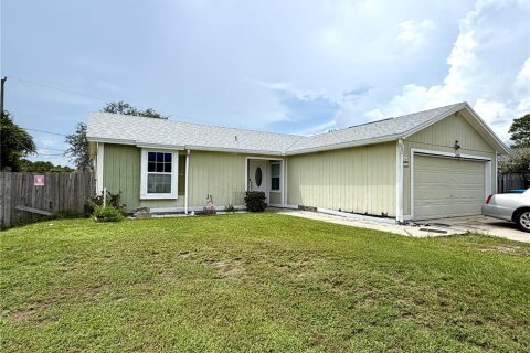 Casa en Deltona, Florida 3 dormitorios, 95.88 m2 № 2364166