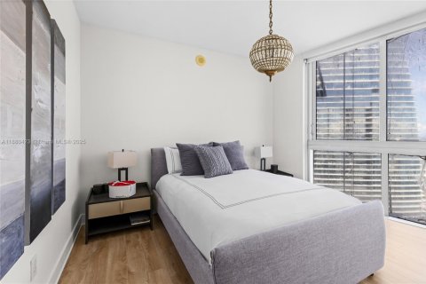 Condo in Miami, Florida, 3 bedrooms  № 1978342 - photo 6