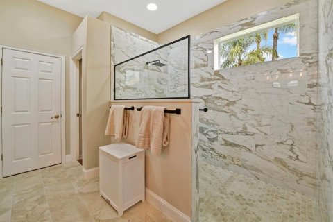 Villa ou maison à vendre à Mount Dora, Floride: 4 chambres, 217.58 m2 № 2389100 - photo 19