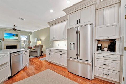Villa ou maison à vendre à Mount Dora, Floride: 4 chambres, 217.58 m2 № 2389100 - photo 12