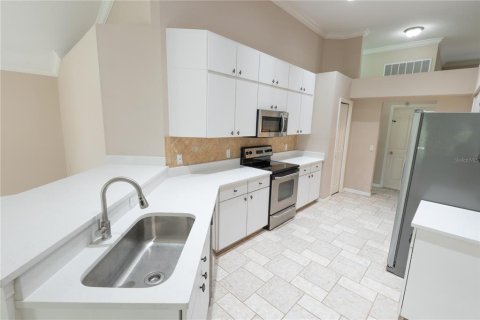 Villa ou maison à louer à Tampa, Floride: 4 chambres, 248.05 m2 № 1850069 - photo 21
