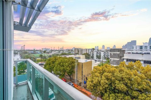 Copropriété à vendre à Miami Beach, Floride: 1 chambre, 46.82 m2 № 1956941 - photo 13