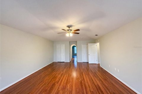 House in Clermont, Florida 6 bedrooms, 367.15 sq.m. № 2227355 - photo 12