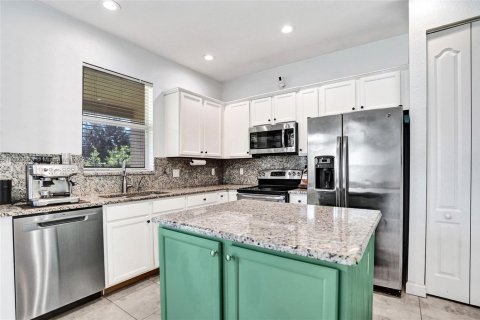 House in Lake Worth, Florida 4 bedrooms, 191.38 sq.m. № 1796374 - photo 28