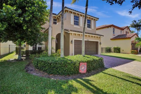 House in Lake Worth, Florida 4 bedrooms, 191.38 sq.m. № 1796374 - photo 3
