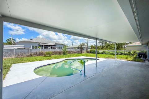 House in North Port, Florida 3 bedrooms, 109.25 sq.m. № 1775517 - photo 18
