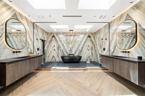 Casa en alquiler en Fort Lauderdale, Florida, 5 dormitorios, 604.14 m2 № 2038142 - foto 30