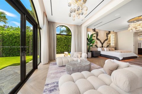 Casa en alquiler en Fort Lauderdale, Florida, 5 dormitorios, 604.14 m2 № 2038142 - foto 27