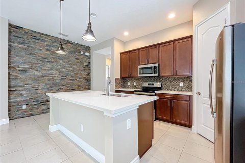 House in Orlando, Florida 5 bedrooms, 258.36 sq.m. № 1334086 - photo 10