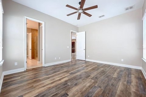 House in Orlando, Florida 5 bedrooms, 258.36 sq.m. № 1334086 - photo 21