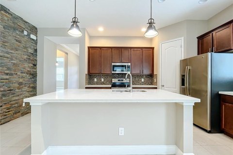House in Orlando, Florida 5 bedrooms, 258.36 sq.m. № 1334086 - photo 9