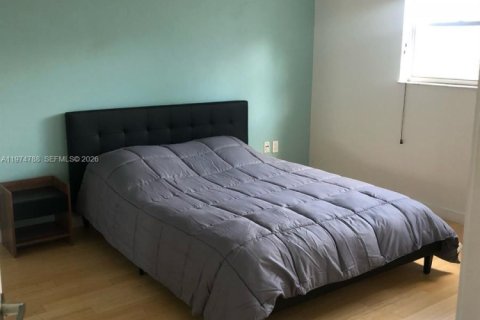 Condominio en venta en Miami Beach, Florida, 1 dormitorio, 63.82 m2 № 2036102 - foto 5