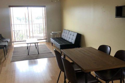 Condominio en venta en Miami Beach, Florida, 1 dormitorio, 63.82 m2 № 2036102 - foto 7