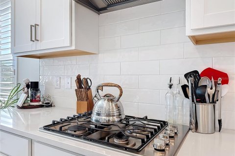 Купить виллу или дом в Нокомис, Флорида 13 комнат, 223.15м2, № 2148847 - фото 17