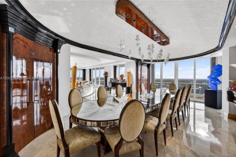 Condominio en venta en Aventura, Florida, 7 dormitorios, 715.35 m2 № 2066524 - foto 23