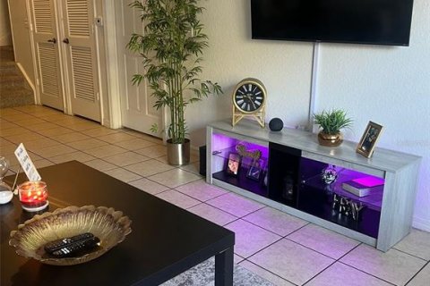 Condominio en venta en Kissimmee, Florida, 3 dormitorios, 120.4 m2 № 1690065 - foto 11